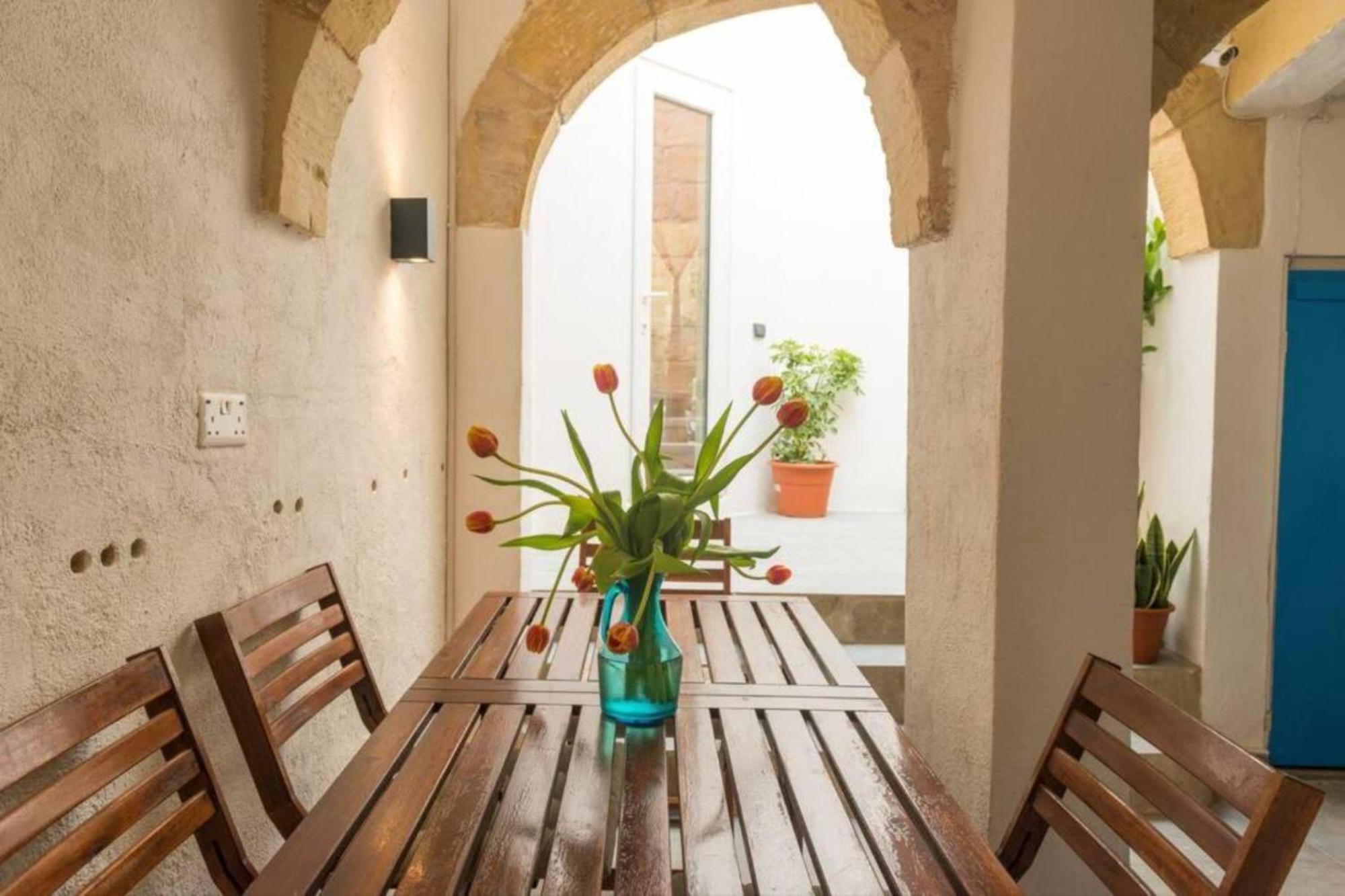 Authentic 1St Fl Apartment At The 3 Cities Marina Cospicua Exterior foto