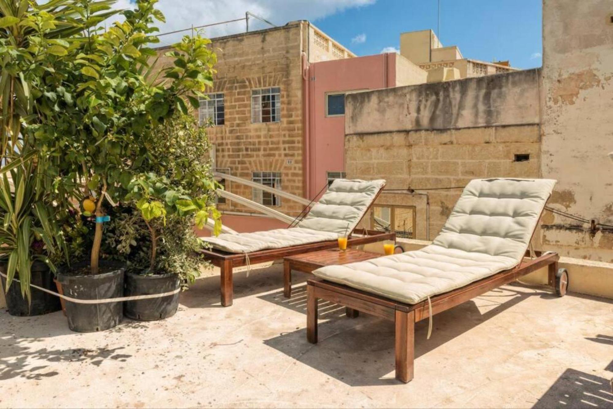Authentic 1St Fl Apartment At The 3 Cities Marina Cospicua Exterior foto